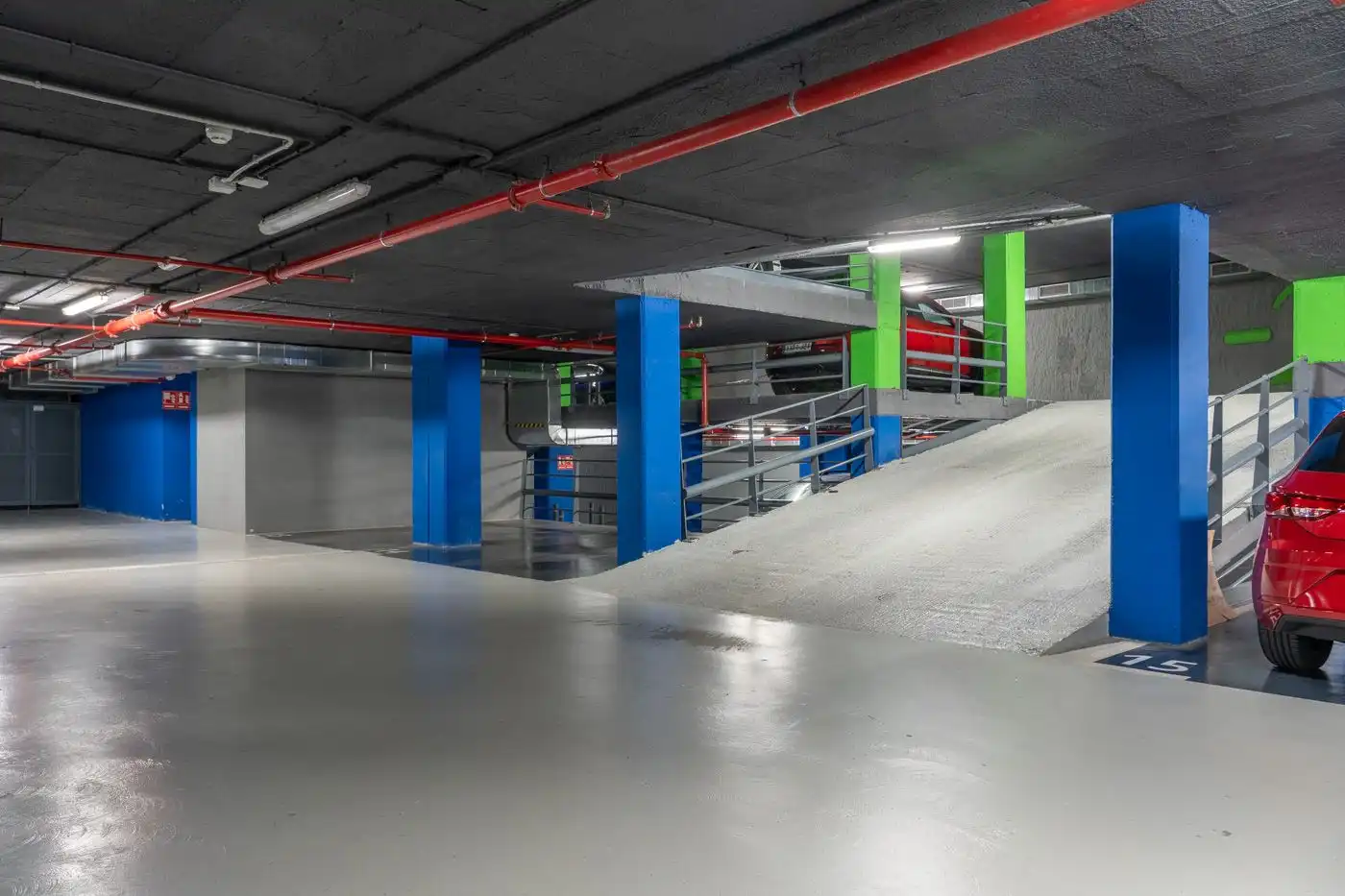 Parking of Garage for rent in Barcelona