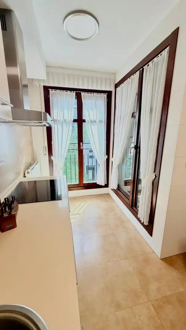 Terraza de Piso en venta en Vitoria - Gasteiz con Calefacción, Trastero y Amueblado