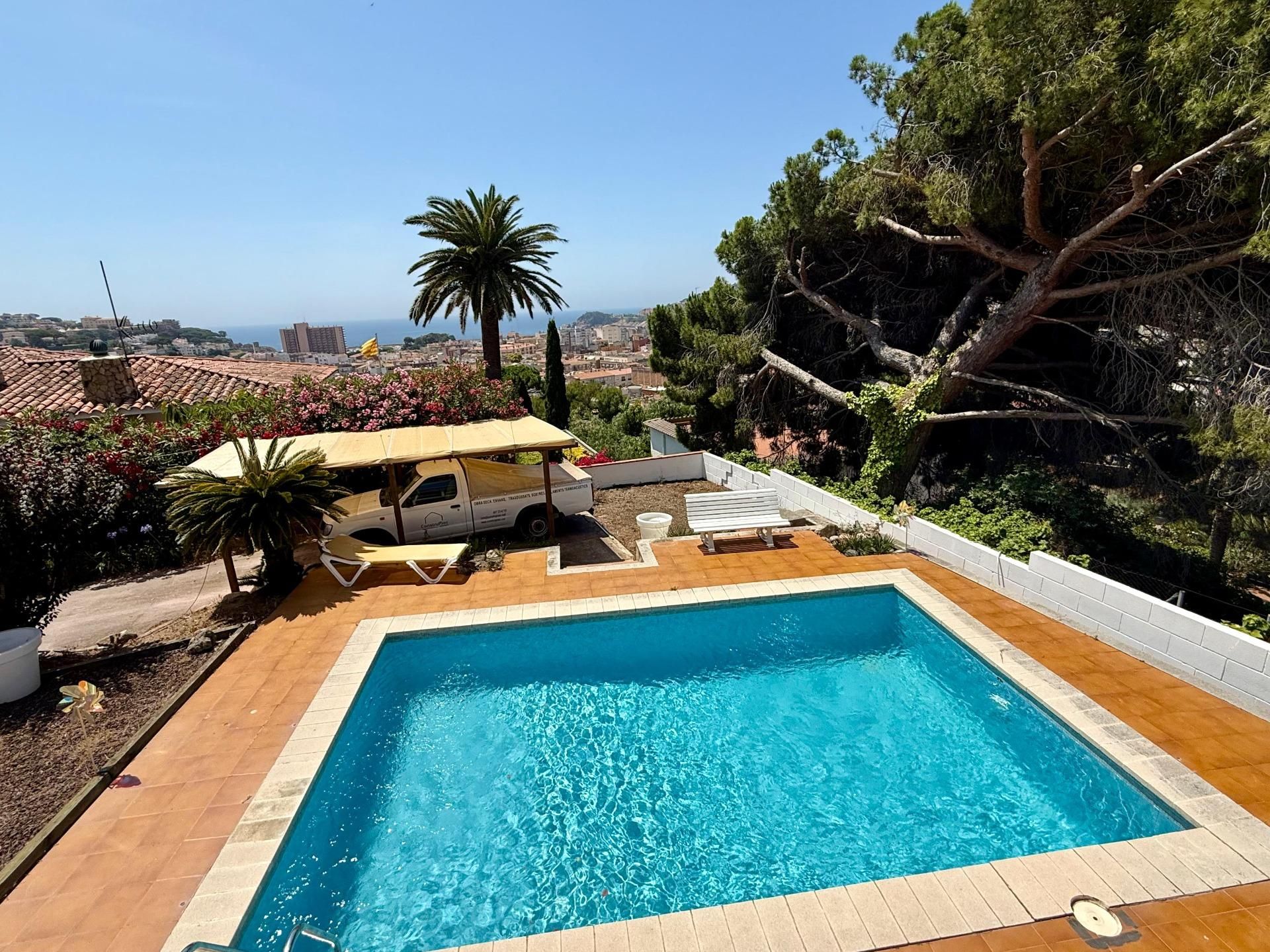 Piscina de Casa o chalet en venta en Sant Feliu de Guíxols con Calefacción, Jardín privado y Terraza