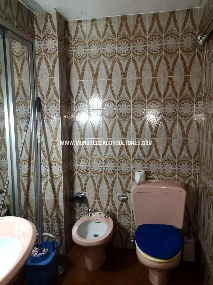 Baño de Piso en venta en Lucena con Trastero y Amueblado