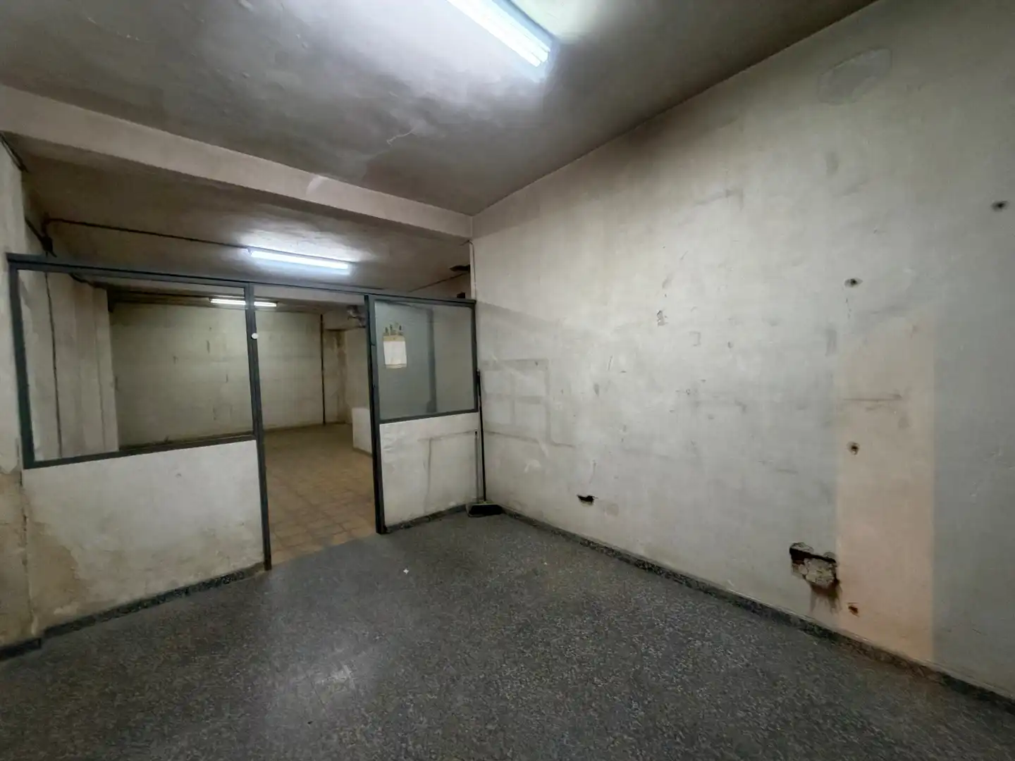 Local en venta en Madrid con Calefacción y Alarma