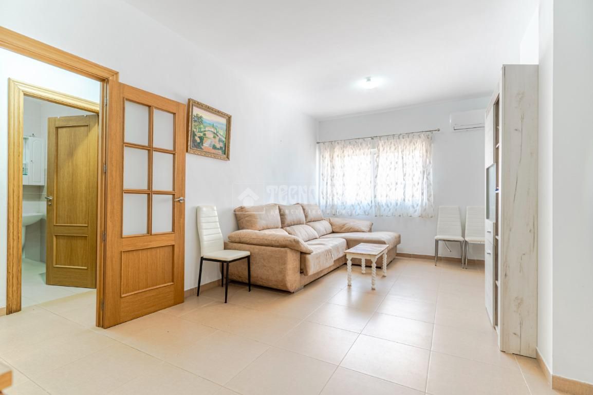Sala d'estar de Pis en venda en Salobreña