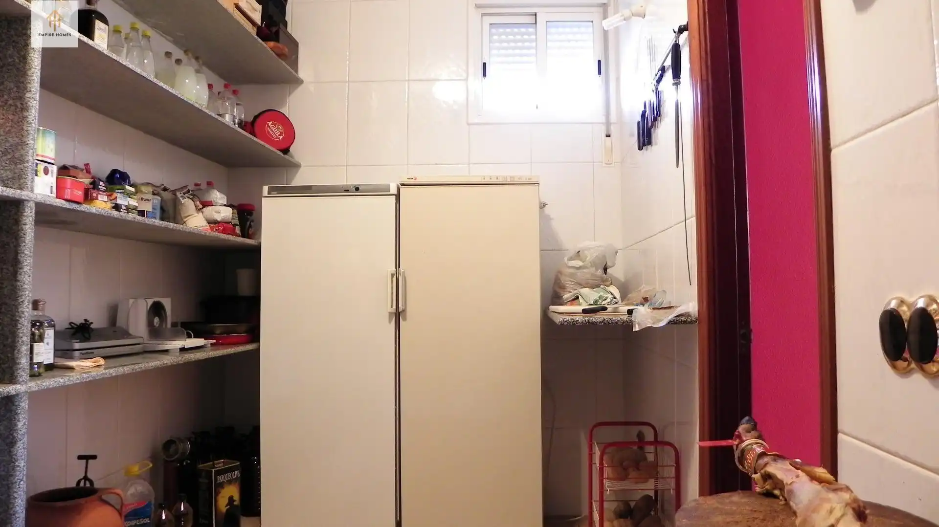 Cuina de Casa o xalet en venda en Cáceres amb Aire condicionat, Calefacció i Jardí privat