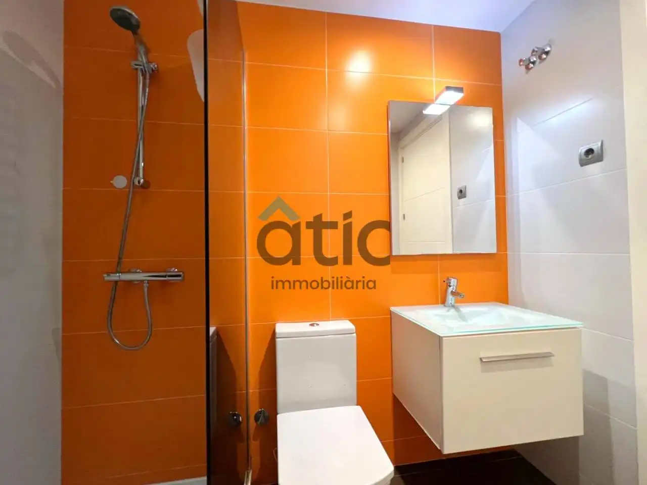 Bathroom of Flat for sale in Sant Joan de Vilatorrada  with Air Conditioner, Heating and Balcony