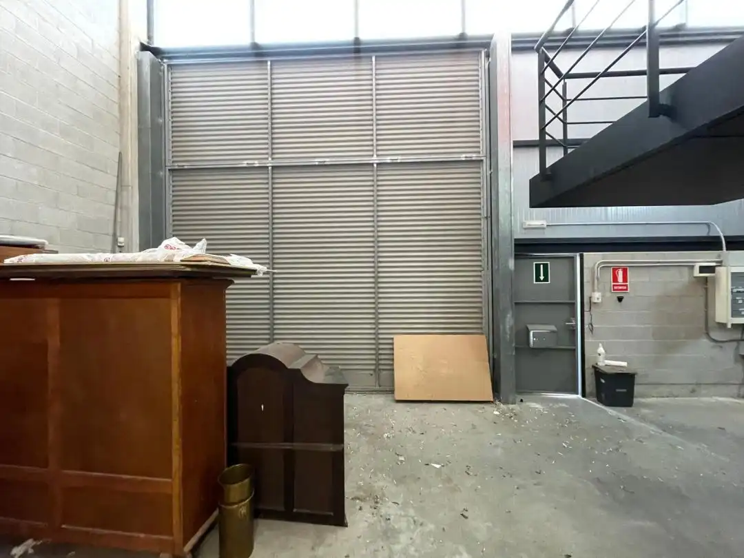 Nau industrial en venda a Portuetxe Kalea 55