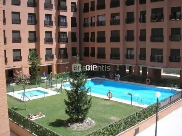 Apartments for rent in Calle de Belfast, 13, Rejas