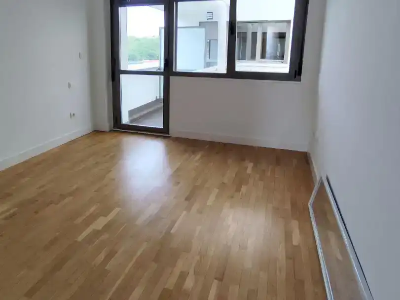 Sala d'estar de Pis en venda en Donostia - San Sebastián  amb Balcó