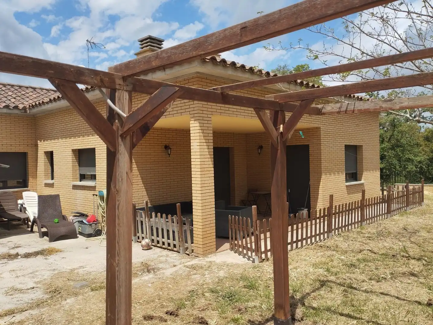 Vista exterior de Casa o xalet en venda en Bescanó