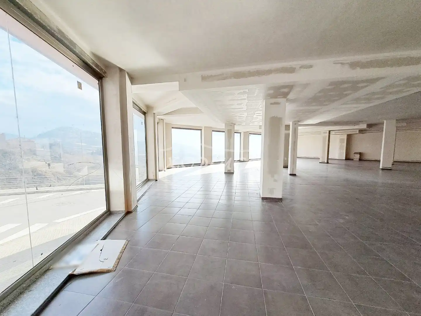 Local comercial en alquiler en Berga, imagen 3