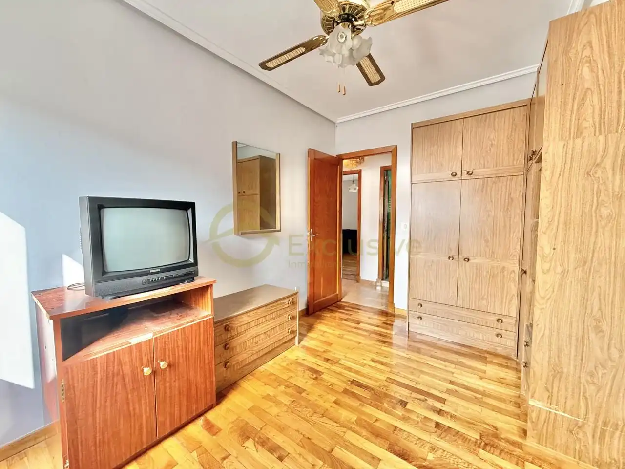 Habitación de Piso en venta en Pravia con Calefacción, Parquet y Terraza