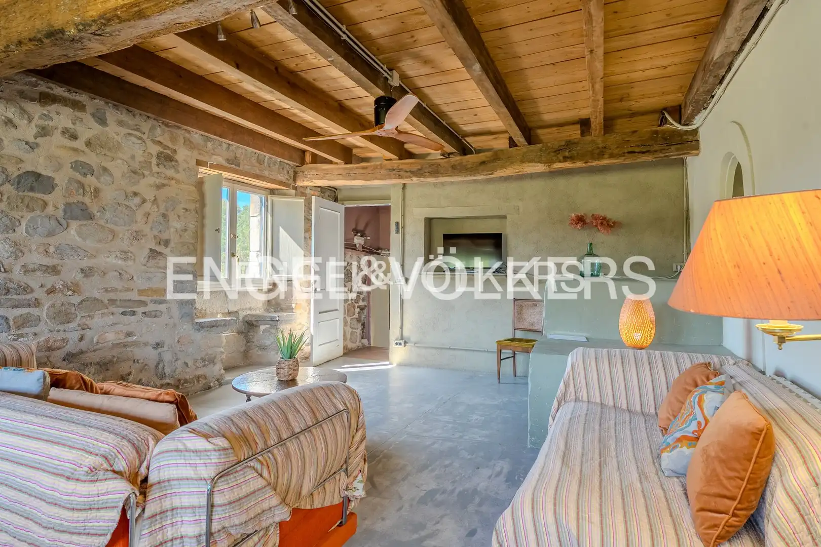 Sala d'estar de Finca rústica en venda en Argelaguer amb Calefacció, Jardí privat i Traster