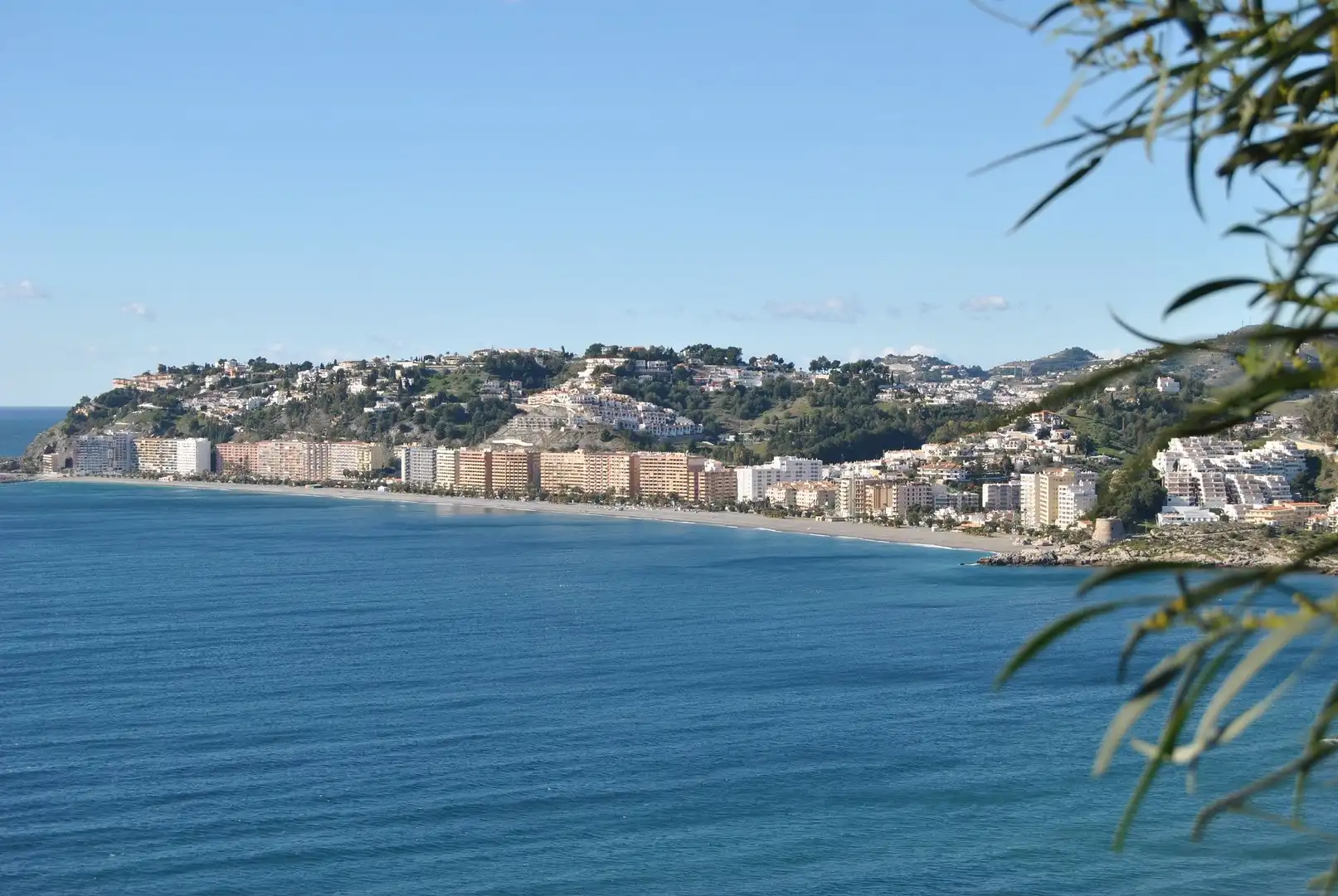 Außenansicht von Maisonette zur Miete in Almuñécar mit Terrasse, Schwimmbad und Möbliert