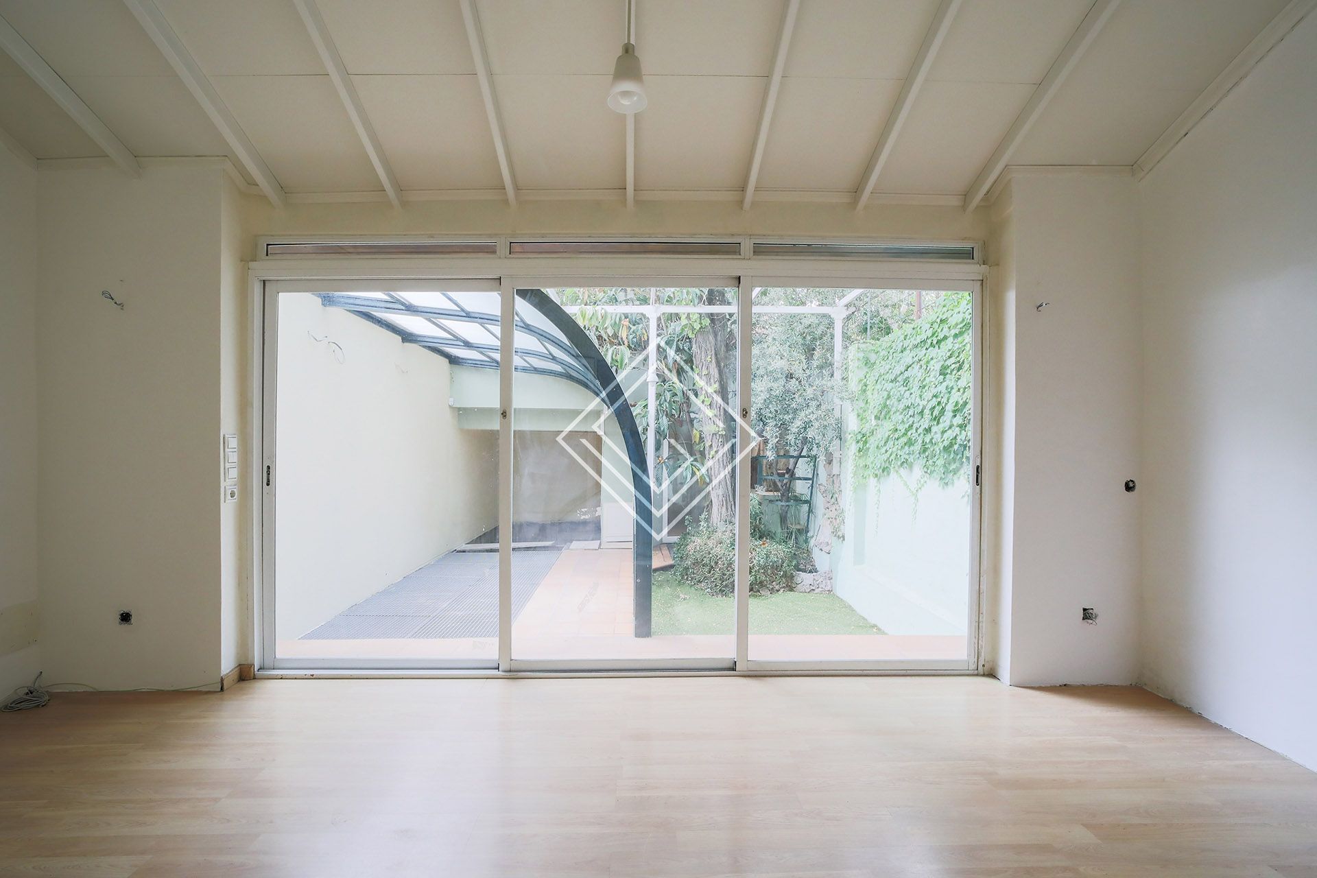 Garden of Single-family semi-detached for sale in  Madrid Capital  with Air Conditioner, Heating and Private garden