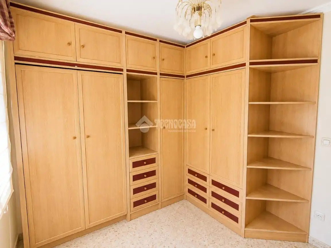 Habitación de Casa adosada en venta en Sevilla con Aire acondicionado, Terraza y Balcón