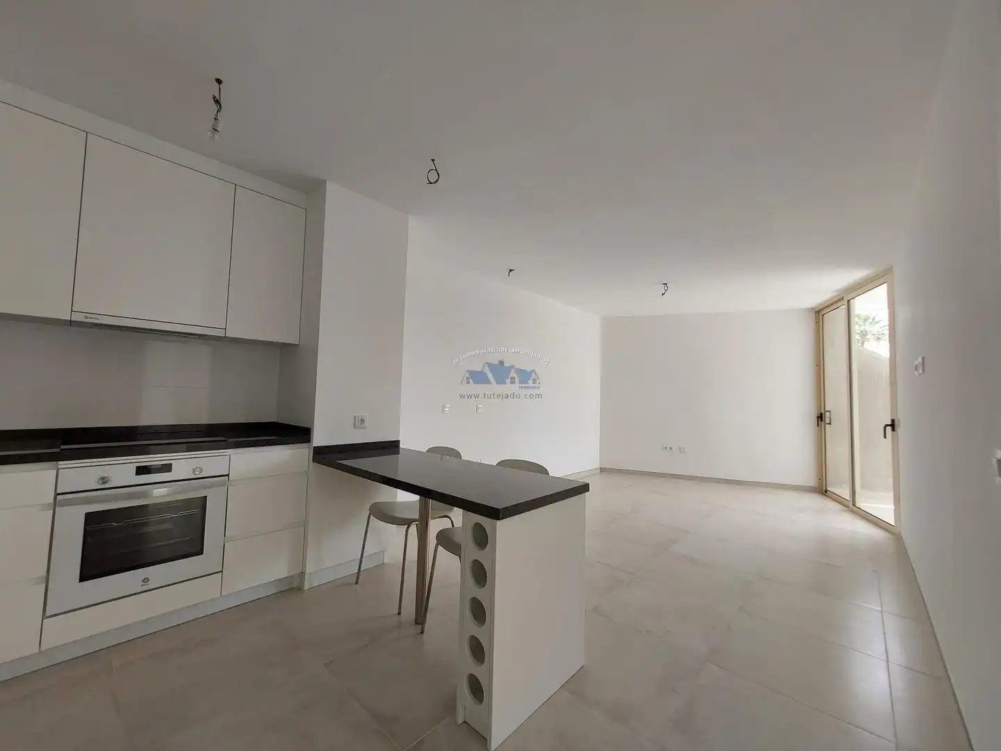 Cocina de Piso en venta en Arona con Piscina comunitaria