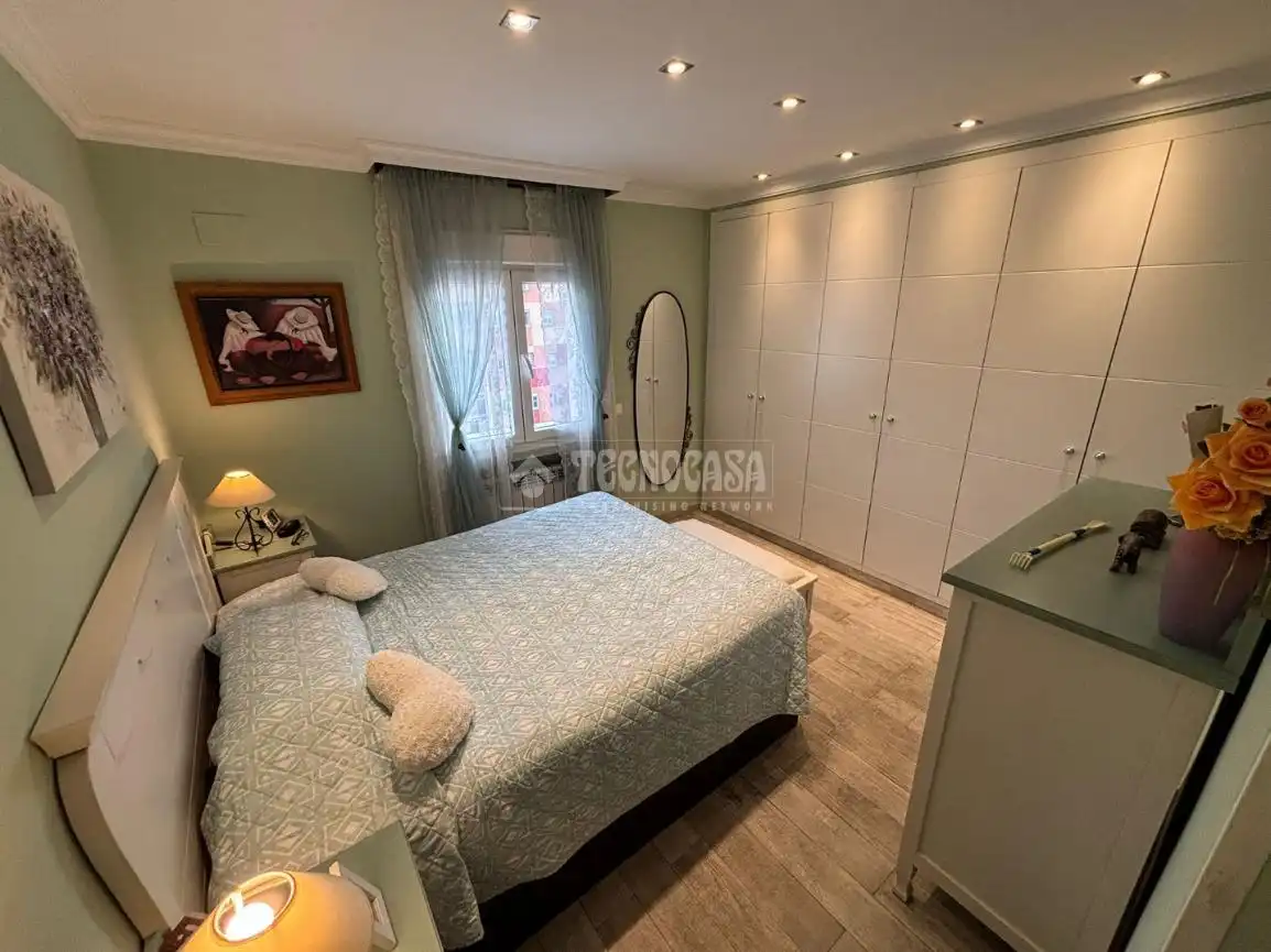 Habitación de Piso en venta en Madrid