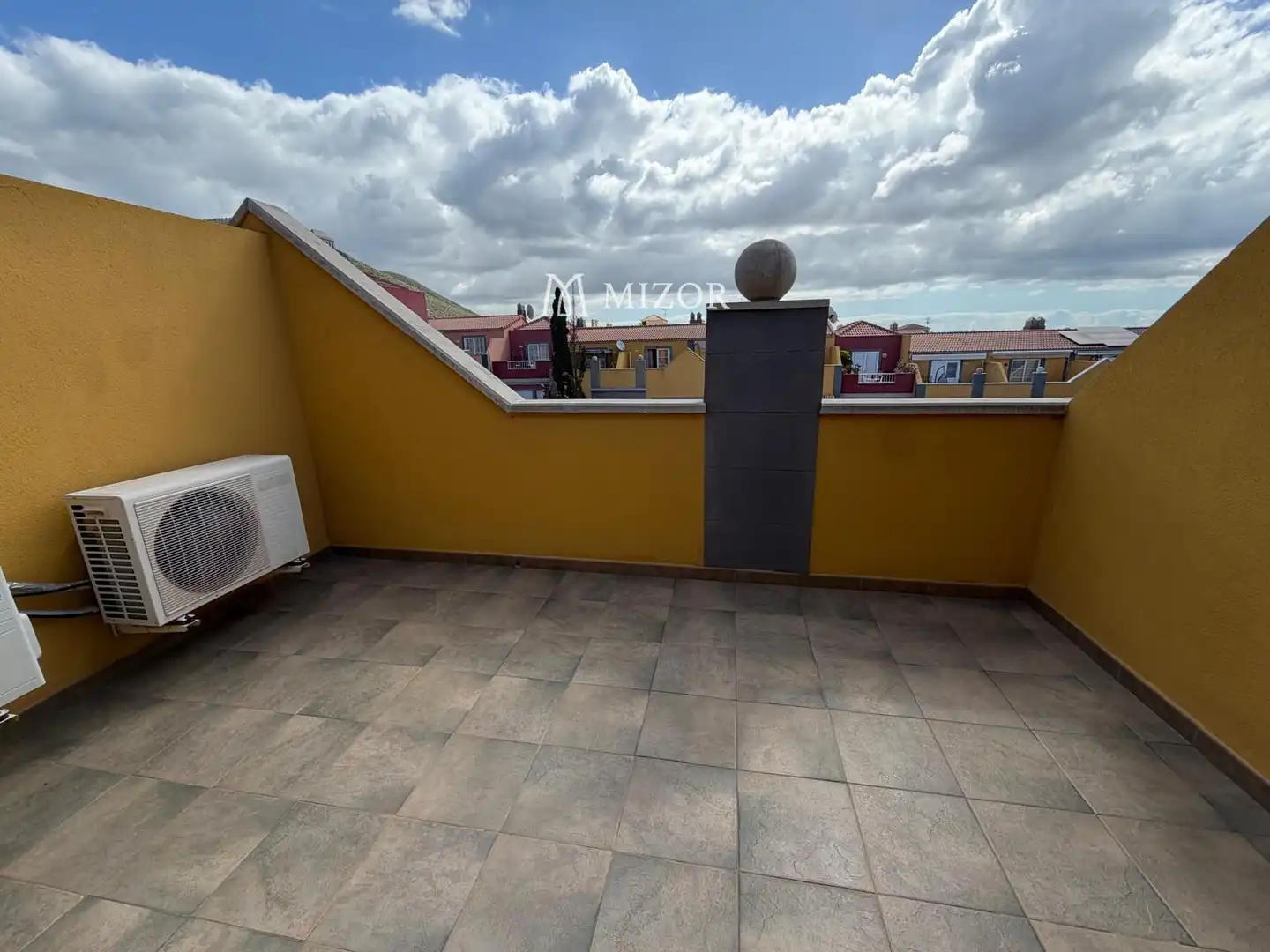 Terrassa de Casa adosada en venda en San Miguel de Abona amb Aire condicionat, Piscina i Moblat