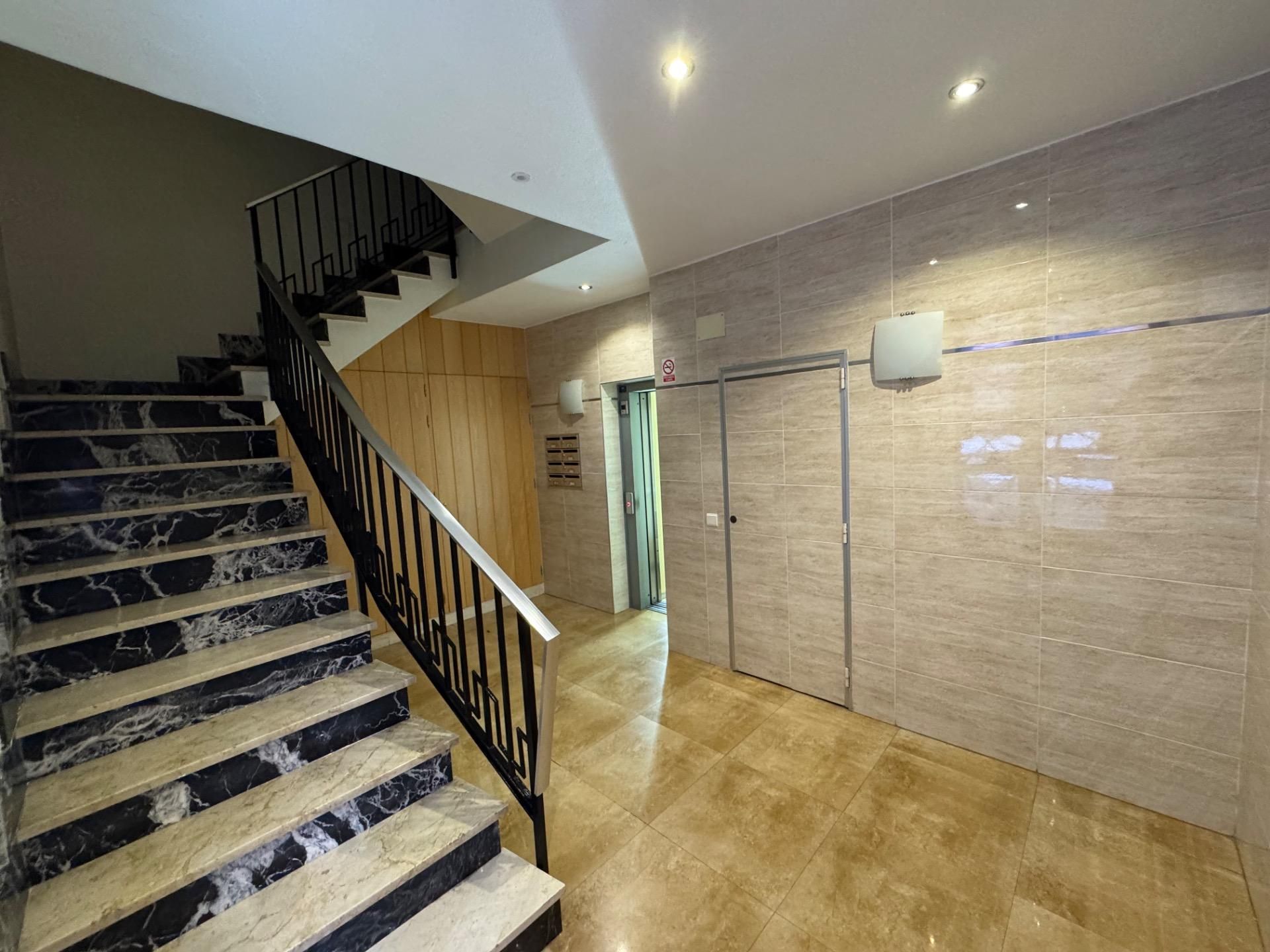 Apartment for sale in Elche / Elx  with Air Conditioner, Heating and Terrace