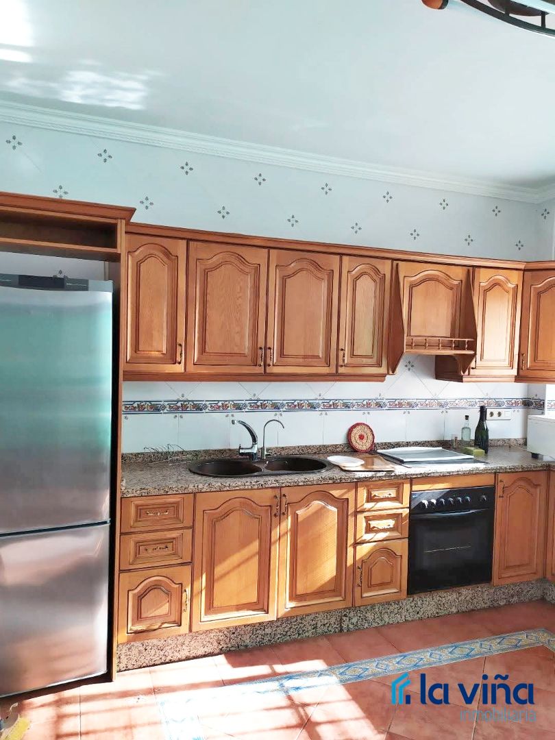 Cuina de Casa o xalet en venda en Encinas Reales amb Terrassa i Moblat