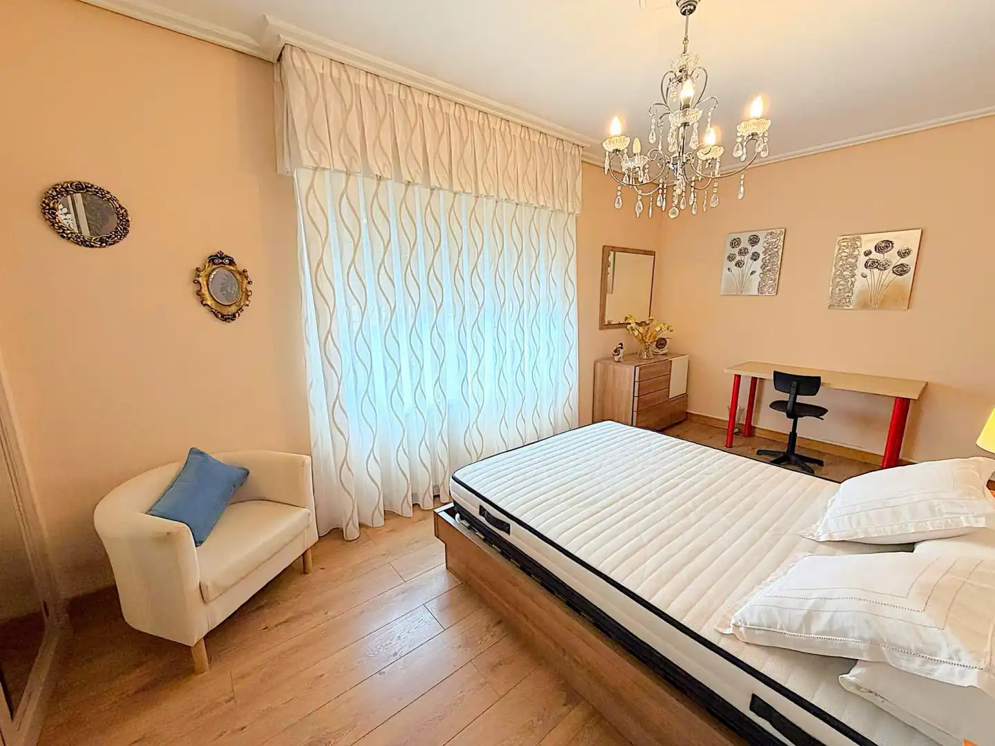 Habitación de Piso de alquiler en Vitoria - Gasteiz con Calefacción, Terraza y Amueblado