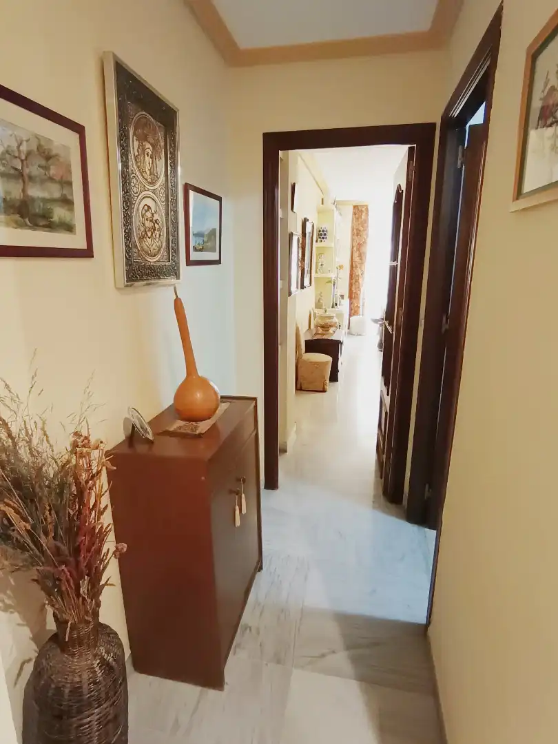 Wohnung zum Verkauf in Córdoba mit Klimaanlage und Heizung