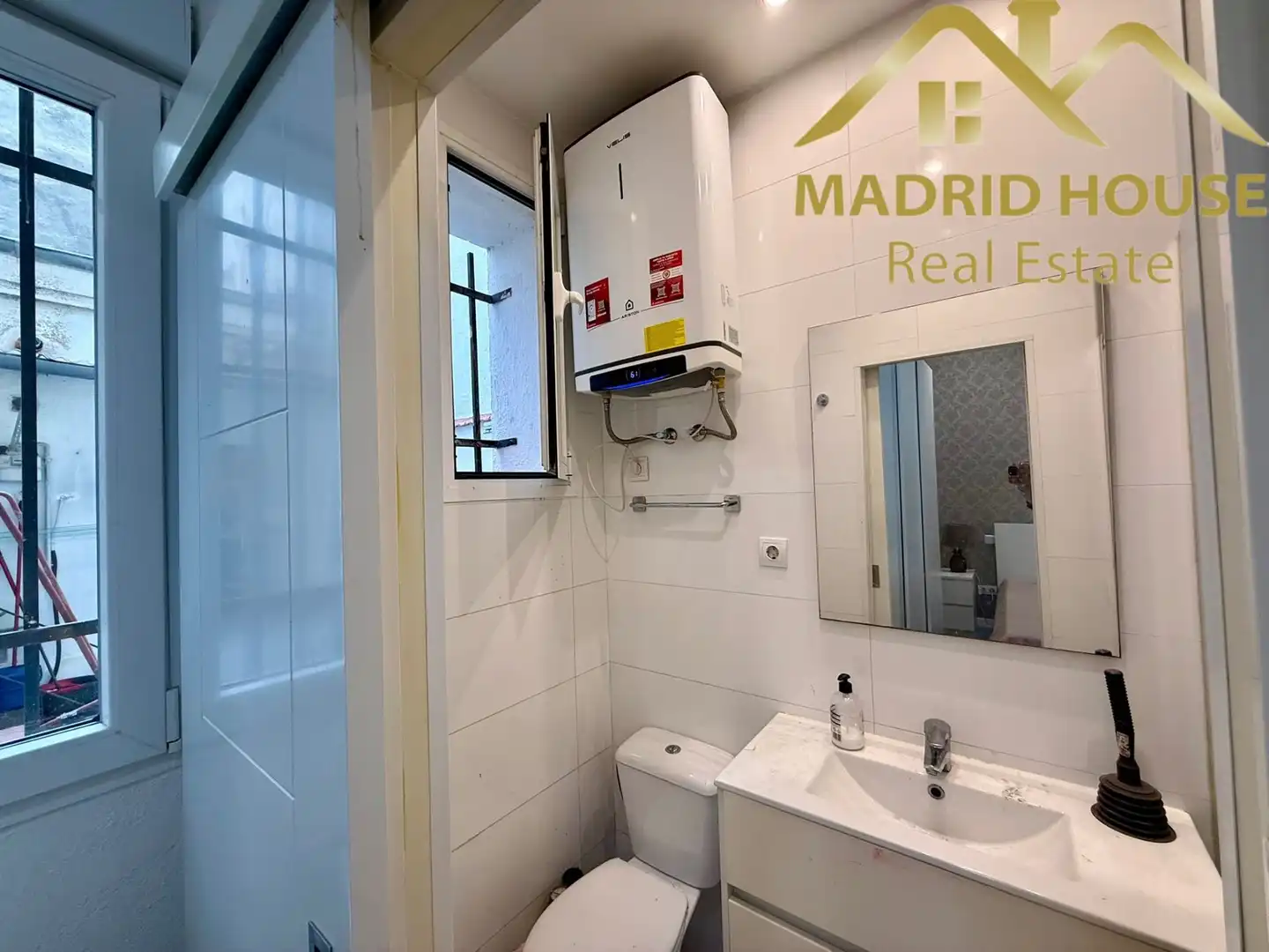 Badezimmer von Wohnung zur Miete in Retiro
