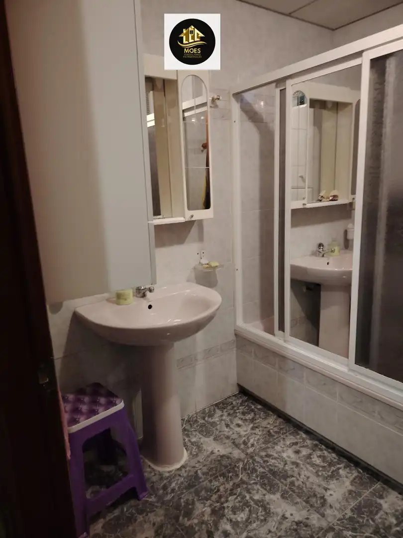 Bathroom of Flat for sale in Torredelcampo  with Storage room and Balcony
