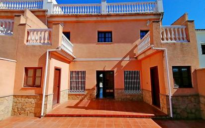 Vista exterior de Casa adosada en venda en Archidona amb Terrassa i Balcó