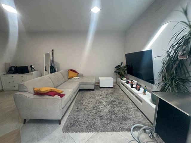 Nave industrial en Venta en Calle de Ambroz en Casco histórico de Vicálvaro