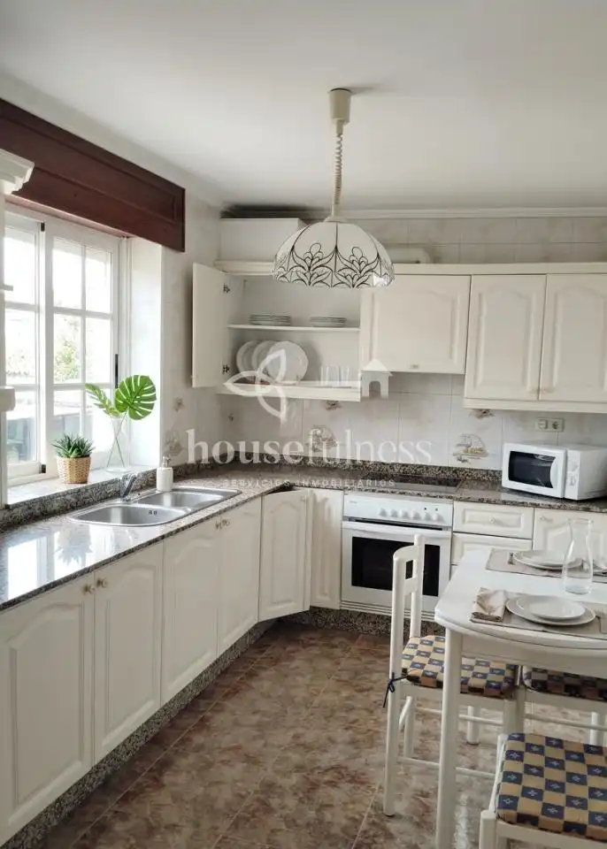 Cocina de Casa o chalet en venta en Ferrol con Jardín privado, Terraza y Trastero