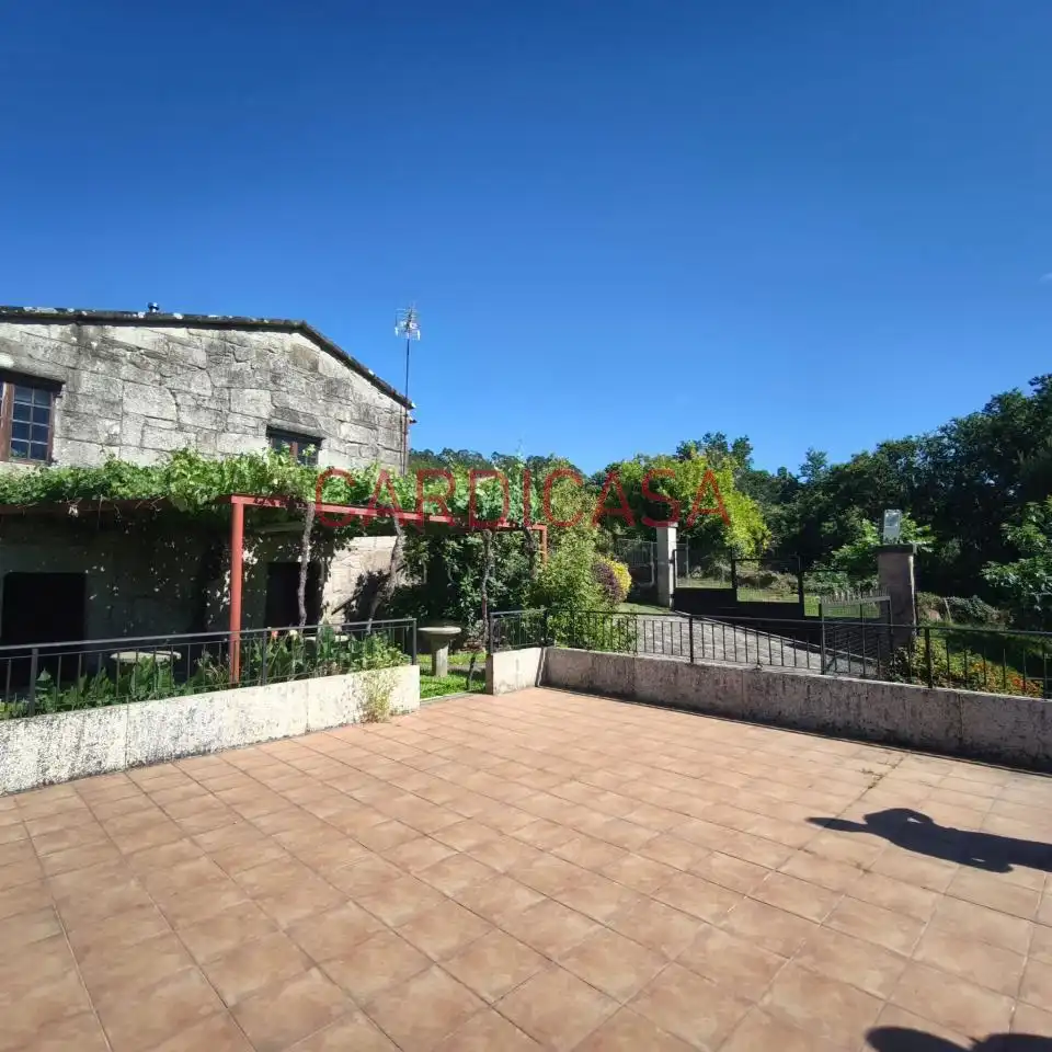 Jardí de Casa o xalet en venda en Mondariz amb Calefacció, Jardí privat i Terrassa