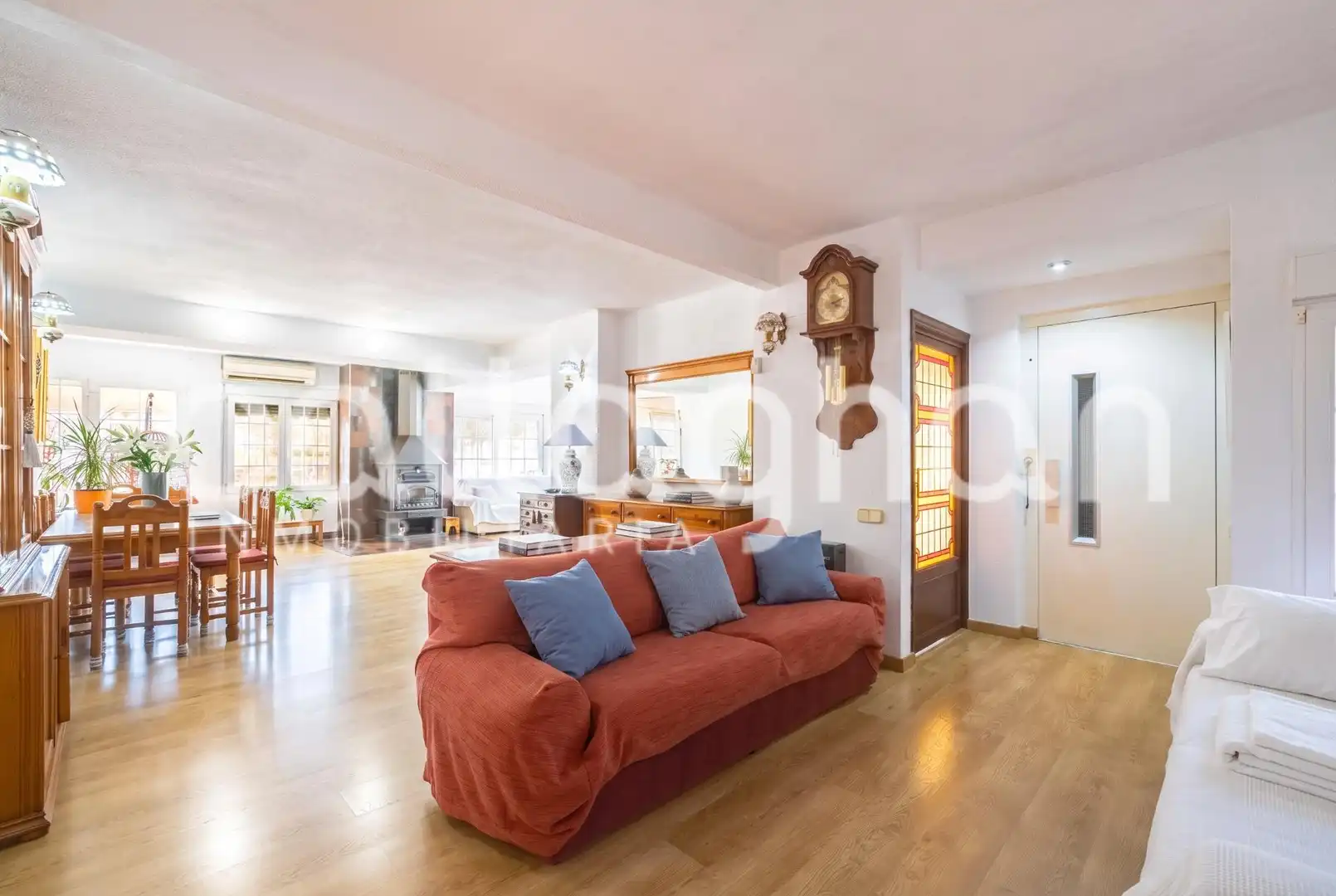 Sala de estar de Casa o chalet en venta en Paterna con Aire acondicionado, Jardín privado y Terraza