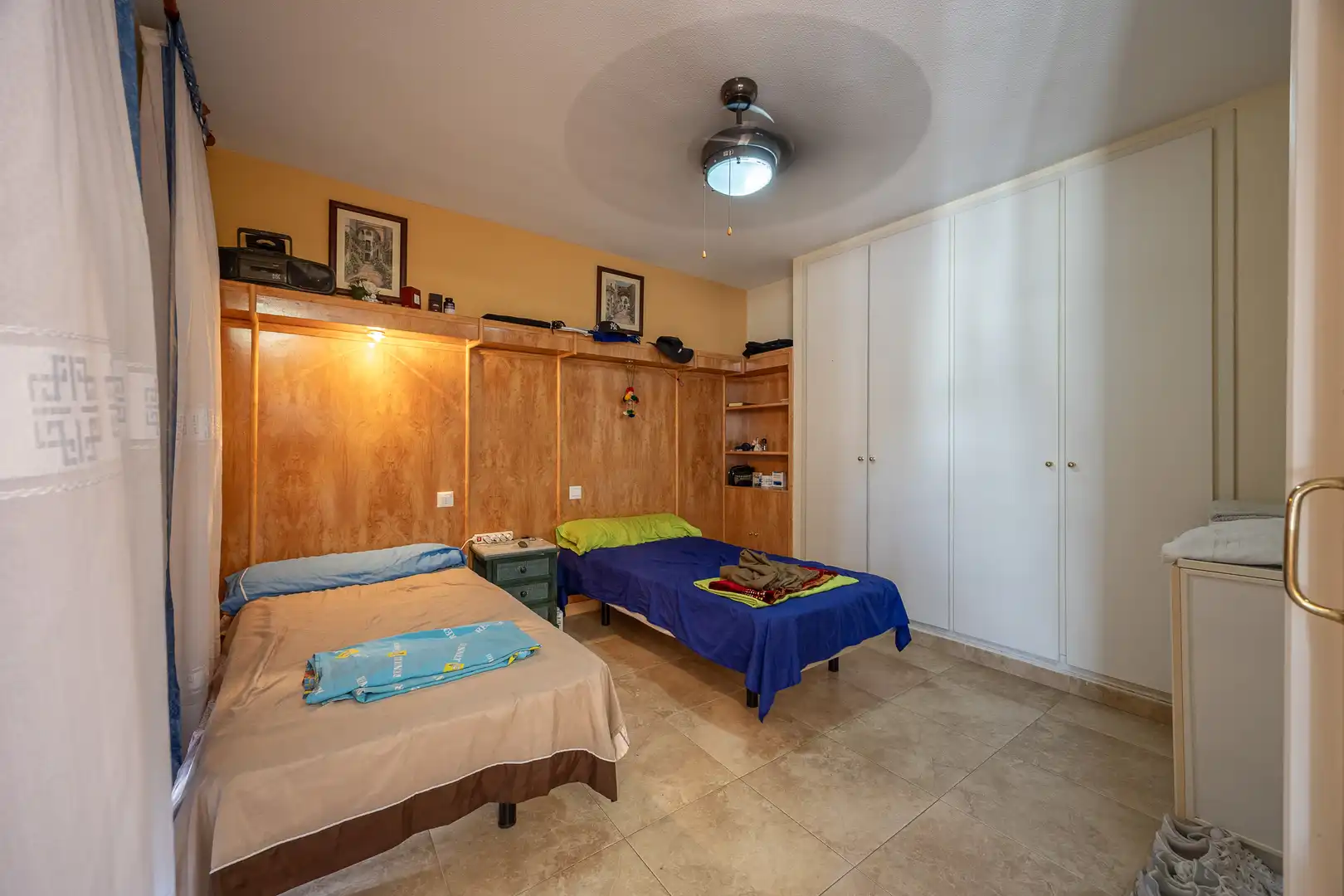 Habitación de Apartamento en venta en Benidorm con Piscina, Amueblado y Piscina comunitaria