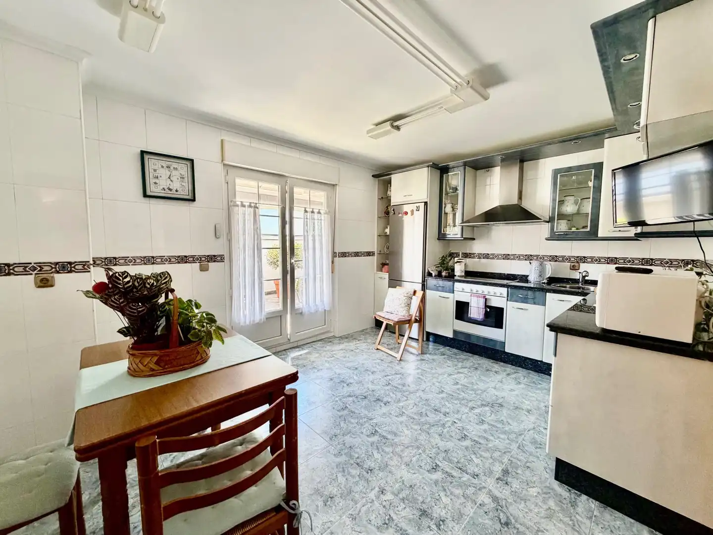 Cocina de Casa o chalet en venta en San Andrés del Rabanedo con Aire acondicionado, Terraza y Balcón