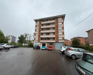 Exterior view of Flat for sale in Oviedo   with Heating, Terrace and Storage room