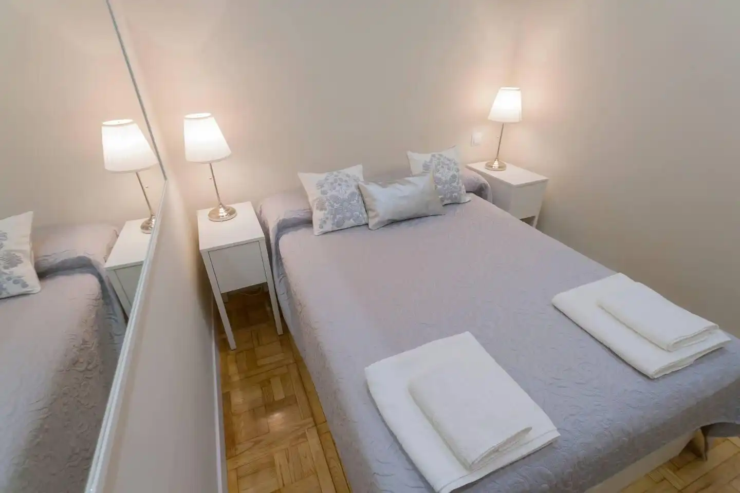Bedroom of Apartments for rent in Málaga  with Air Conditioner, Furnished and Internet