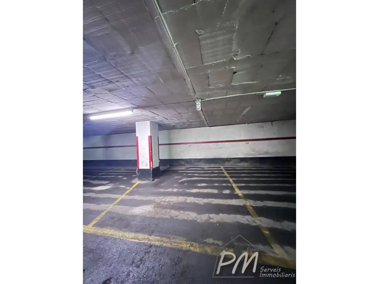 Parkplatz von Garage zur Miete in Girona