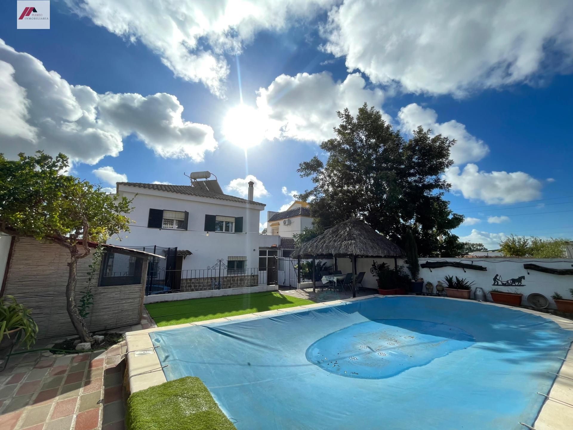 Exterior view of House or chalet for sale in El Puerto de Santa María  with Private garden and Swimming Pool
