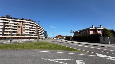 Foto 2 de Residencial en venta en Calle Nava, Montecerrao, Oviedo