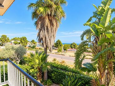 Terraced house with balcony for sale in Alcanar