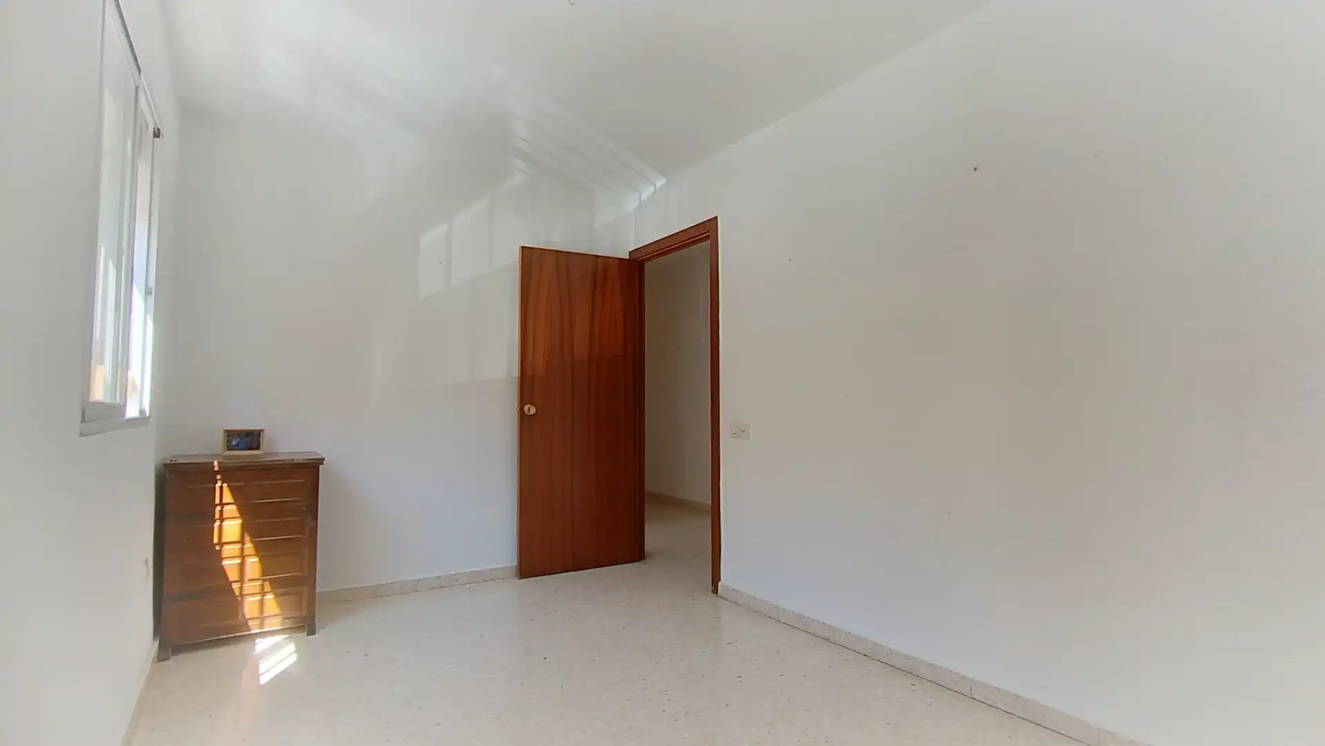 Bedroom of Flat for sale in Estepona  with Furnished