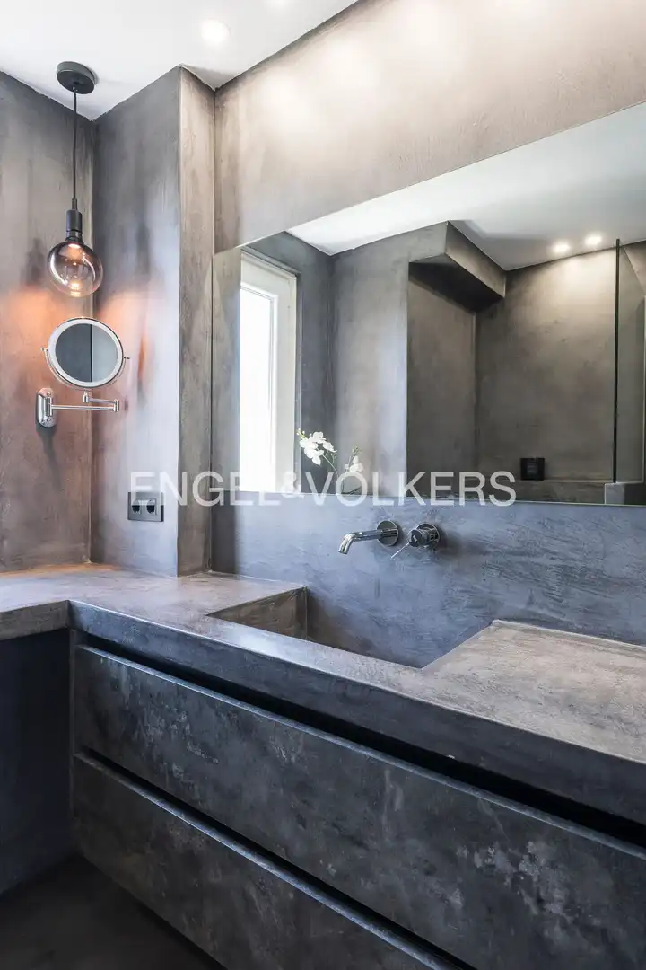 Bathroom of Flat for sale in Madrid  with Air Conditioner, Heating and Parquet flooring