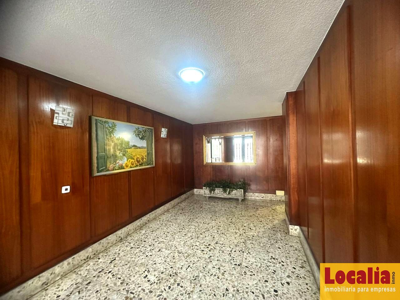 Office for sale in Santander