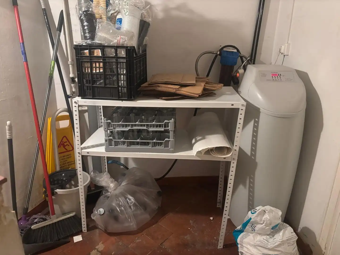 Business premises for transfer in Eixample, imagen 25
