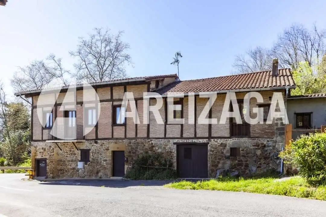 Vista exterior de Casa o chalet en venta en Donostia - San Sebastián  con Calefacción, Jardín privado y Trastero
