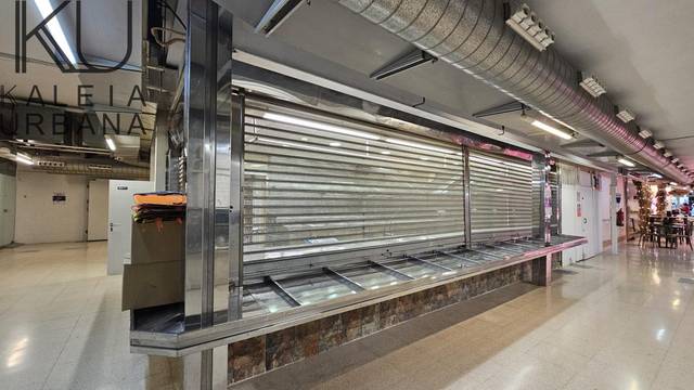 Local comercial en Alquiler en Avenida del Padre Esplá en Pla de Bon Repós