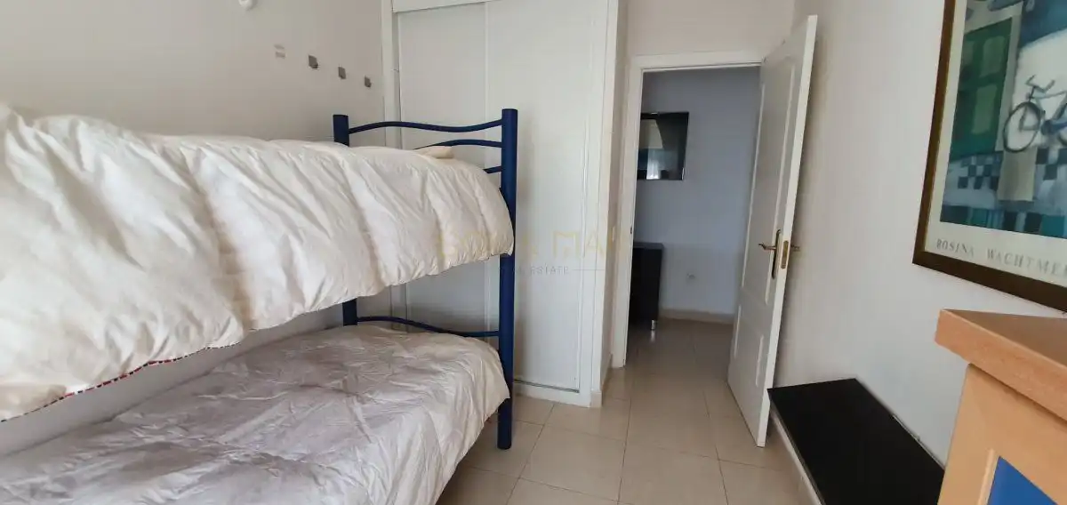 Schlafzimmer von Dachboden zur Miete in Mijas mit Klimaanlage, Heizung und Terrasse