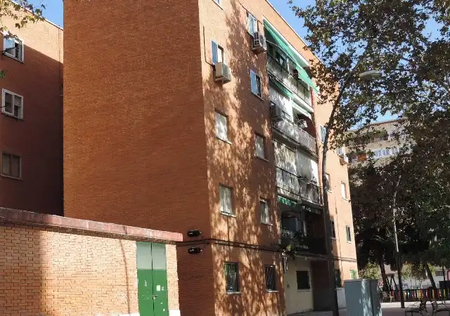 Vista exterior de Pis en venda en Móstoles