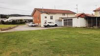 Vista exterior de Casa o xalet en venda en Reocín amb Terrassa