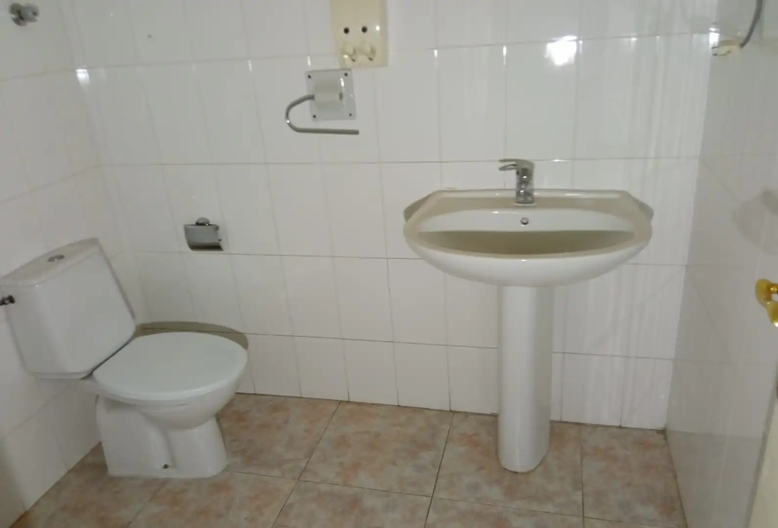 Local comercial en venda a Avenida Madrid 8, imagen 8